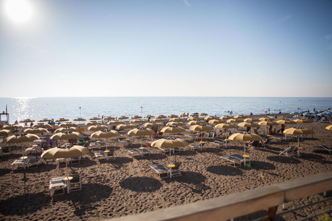 Alberto Quadrilocale A Soli 150M Dal Mare Marina di Castagneto Carducci Esterno foto